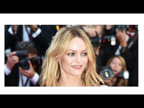  Le fils de Vanessa Paradis « angoissée », son fils serait-il atteint d’une maladie génétique 