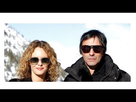  Vanessa Paradis et Samuel Benchetrit « très famille » 