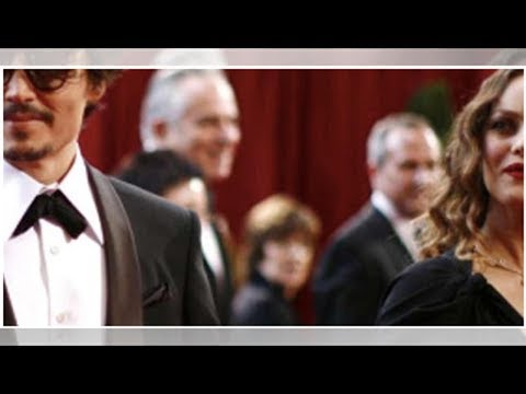  Vanessa Paradis « ravie » pour ses enfants, elle avalise la surprenante idylle de Johnny Depp22/1... 