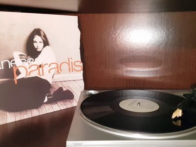 Vanessa Paradis - Paradis (Vinyl Video)