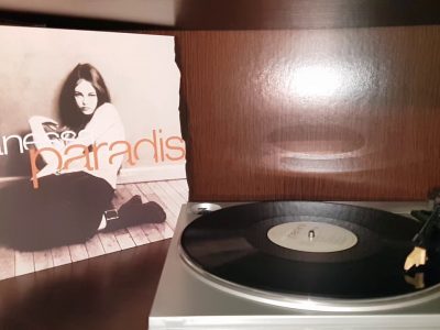 Vanessa Paradis - La chanson du futur (Vinyl Video)