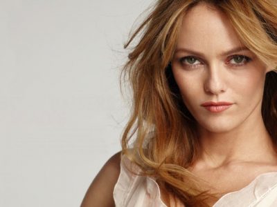 Vanessa Paradis angoissée pour Lily-Rose Depp, une méthode radicale pour les cyclistes