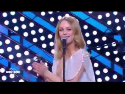 Vanessa Paradis - La plage (polskie napisy)