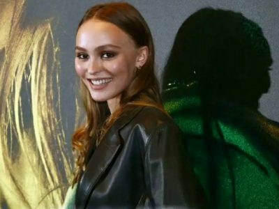 Lily-Rose Depp, rock et glamour pour la première du film "Les Fauves" à Paris