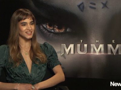 Entretien avec The Momie elle-même, Sofia Boutella, sur Tom Cruise, des films de monstres et plus | Newshub