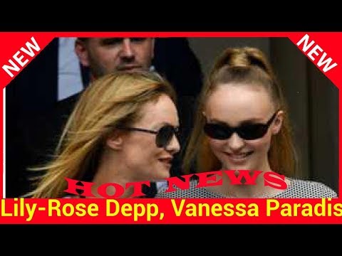  Lily-Rose Depp, Vanessa et Samuel Benchetrit : ce déjeuner à Paris qui prouve leur complicité 