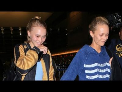 X17 EXCLUSIVE: Vanessa Paradis et Lily-Rose Depp rient lorsqu'on leur demande des nouvelles d'Amber Heard