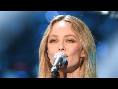 ✅ Pourquoi la famille Joe le Taxi à Vanessa Paradis