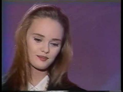 Vanessa Paradis   Dis-lui toi que je t'aime @ Avant Que Le Ciel, 15 dec 90