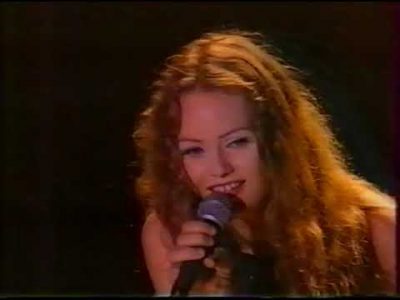 Vanessa Paradis  Dis-lui toi... + Just As Long live La Rochelle @ Le Cercle, 15 jul 93