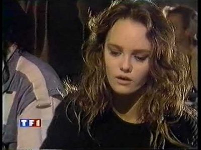 Vanessa Paradis   Interview @ TF1 News, 27 may 90