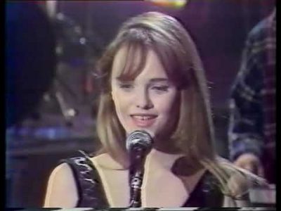 Vanessa Paradis  Maxou + gold record @ Sacrée Soirée, 22 dec 88