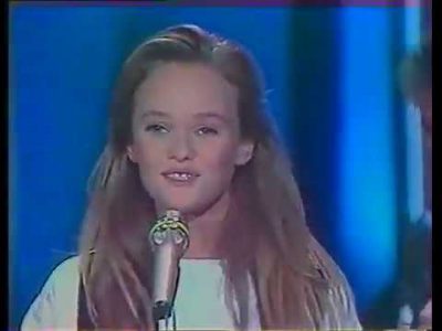 Vanessa Paradis  Mosquito @ La Une Est A Vous, 21 oct 89