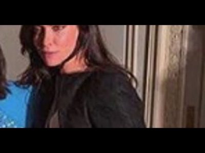 Anna Mouglalis et Vanessa Paradis, des mines sombres, retrouvailles glaciales chez ...