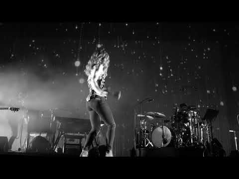  VANESSA PARADIS  Le Silo Marseille  15 05 19 Il y a 