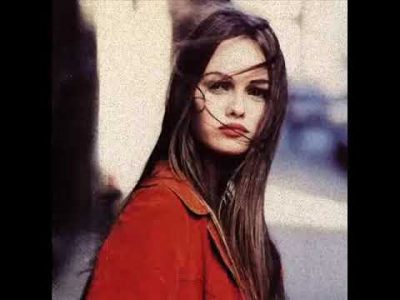 Vanessa Paradis - The Future Song