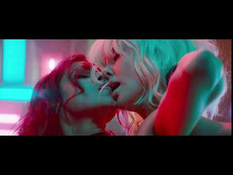  Charlize Theron kisses Sofia Boutella in Atomic Blonde 2017  kiss 3 