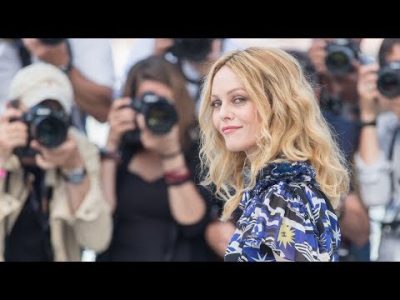 Vanessa Paradis avoue un petit plaisir narcissique «Ça fait un peu de bien»