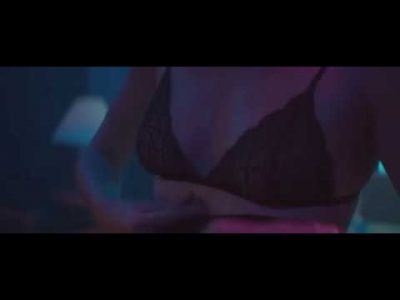 Charlize Theron et Sofia Boutella scène de sexe (Atomic Blonde)