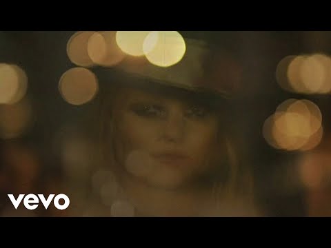  Vanessa Paradis - Il Y A (Offical HD Video) 